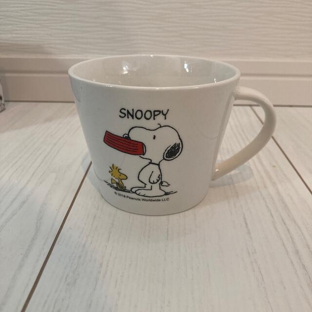 SNOOPY(スヌーピー)の未使用　スヌーピーマグカップ インテリア/住まい/日用品のキッチン/食器(グラス/カップ)の商品写真