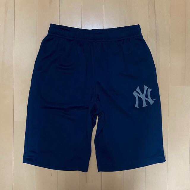 新品タグ付き 難あり 男児 MLB セットアップ 薄地 キッズ/ベビー/マタニティのキッズ服男の子用(90cm~)(その他)の商品写真