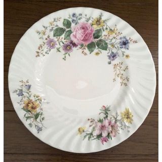 ロイヤルドルトン(Royal Doulton)のロイヤルドルトン　アルカディア　大皿　新品(食器)