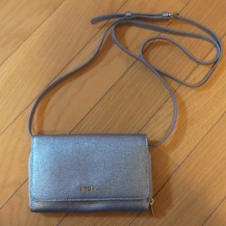 フルラ(Furla)の値下げ！未使用 FURLA フルラ お財布ショルダー 斜めがけ シルバー(ショルダーバッグ)