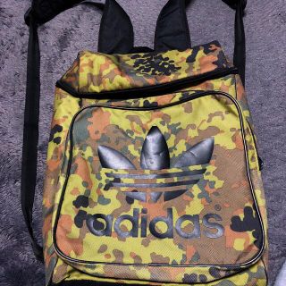 アディダス(adidas)の☆adidas☆迷彩リュック(登山用品)