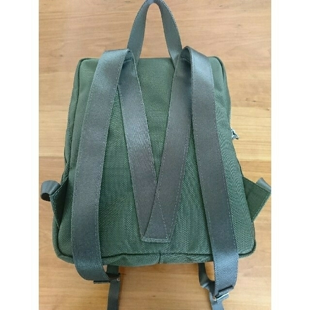 美品 POMTATA/ポンタタ/SLIG MINI RUCK 四角 スクエア レディースのバッグ(リュック/バックパック)の商品写真