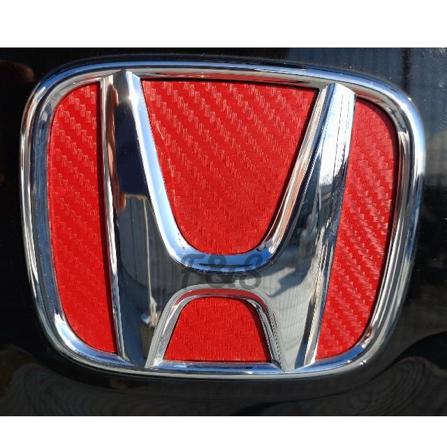 ホンダ(ホンダ)のホンダ ステップワゴン RP  リアエンブレム 3Dカーボン調 RED シート 自動車/バイクの自動車(車内アクセサリ)の商品写真