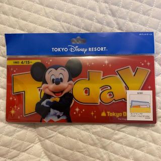 ディズニー　チケットケース(キャラクターグッズ)