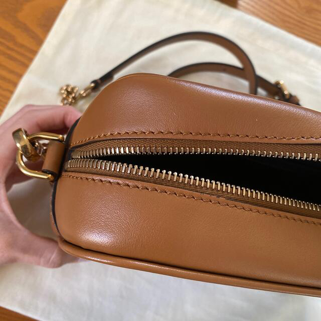 FENDI フェンディ   ショルダーバッグ  T30