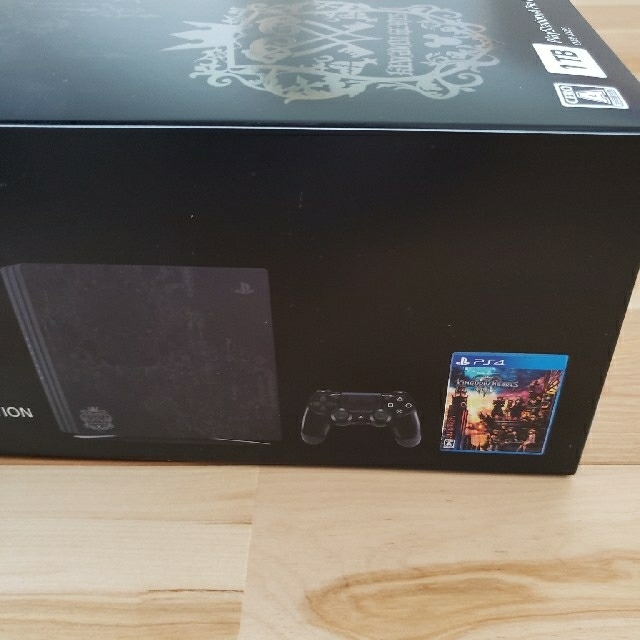 PS4 KINGDOM HEARTS III LIMITED EDITION 4