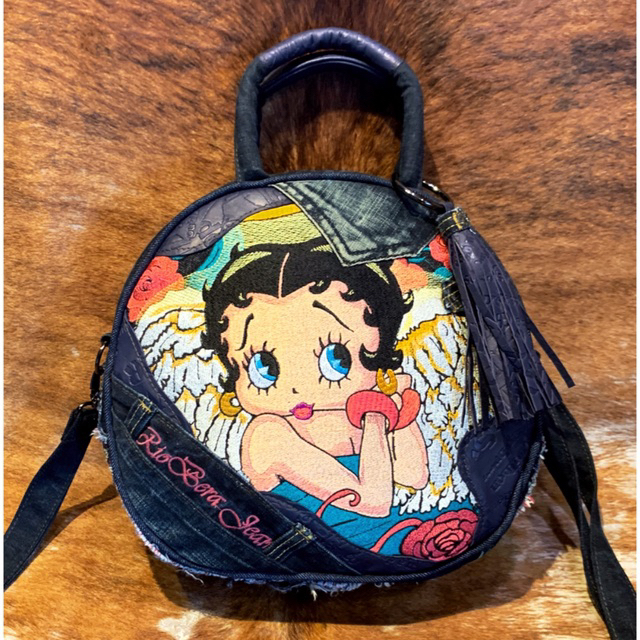 デニム バッグ 本革 刺繍 ベティちゃんの+imagensport.com.br