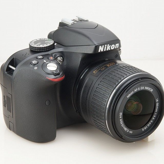 Nikon(ニコン)の1550ショット★ Nikon D3300 高画質一眼レフ スマホ/家電/カメラのカメラ(デジタル一眼)の商品写真