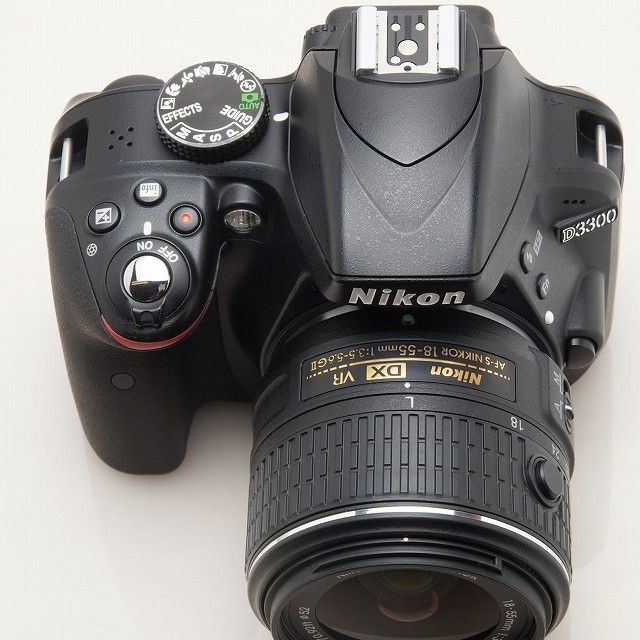 Nikon(ニコン)の1550ショット★ Nikon D3300 高画質一眼レフ スマホ/家電/カメラのカメラ(デジタル一眼)の商品写真