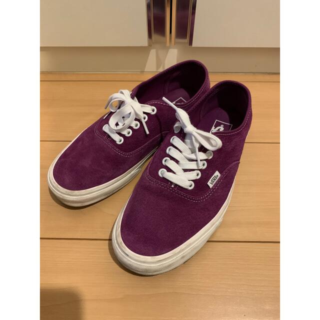 VANS(ヴァンズ)のVans オーセンティック パープル 26.5 メンズの靴/シューズ(スニーカー)の商品写真