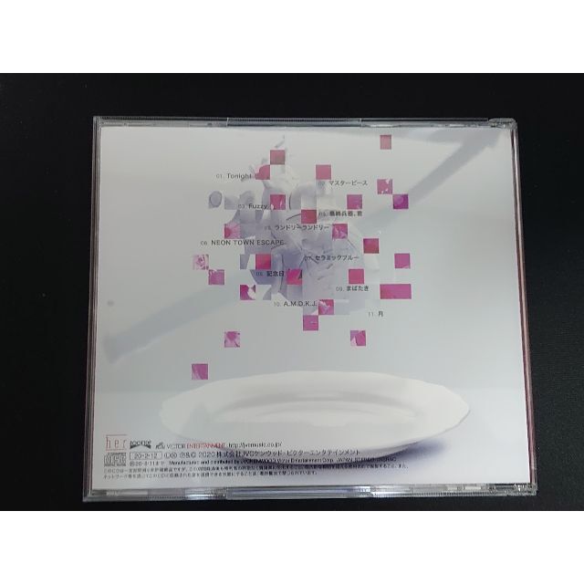 SCANDAL Kiss from the darkness 新品 未使用品 エンタメ/ホビーのCD(ポップス/ロック(邦楽))の商品写真