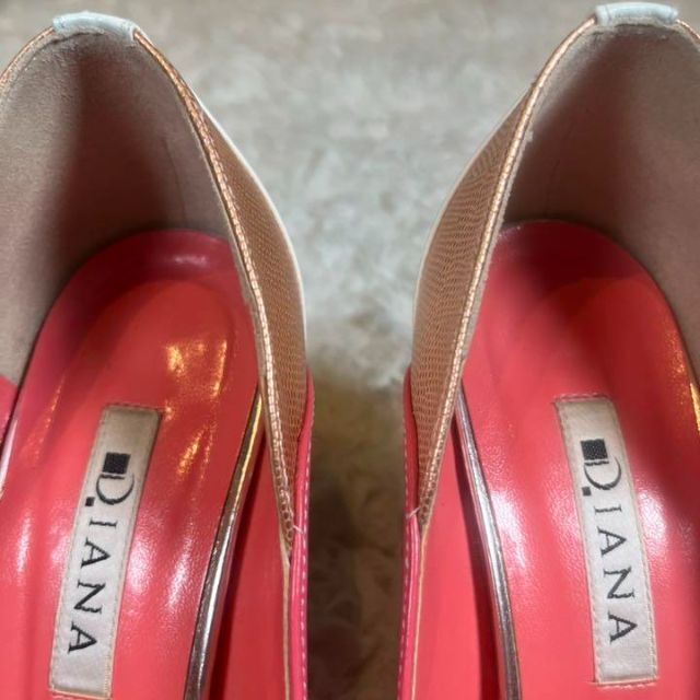 DIANA(ダイアナ)のARW様専用　DIANA ダイアナ パンプス　23.5cm ピンク　レザー レディースの靴/シューズ(ハイヒール/パンプス)の商品写真