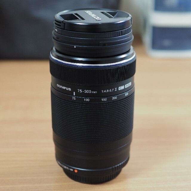 OLYMPUS(オリンパス)の保証書あり オリンパス M.ZUIKO DIGITAL ED75-300mm スマホ/家電/カメラのカメラ(レンズ(ズーム))の商品写真