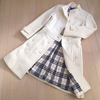 バーバリー(BURBERRY)の美品🎀バーバリーブルーレーベル コート☆タブウエスト(ロングコート)