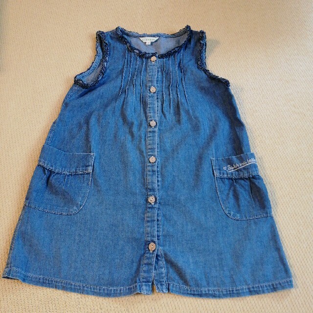 3can4on(サンカンシオン)の3can4on デニムワンピース　120 キッズ/ベビー/マタニティのキッズ服女の子用(90cm~)(ワンピース)の商品写真