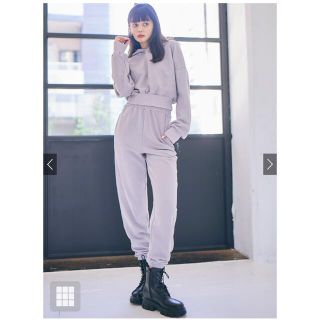 グレイル(GRL)の新品タグ付き　GRL 裏起毛クロップド丈パーカーXジョガーパンツセットアップ　M(トレーナー/スウェット)