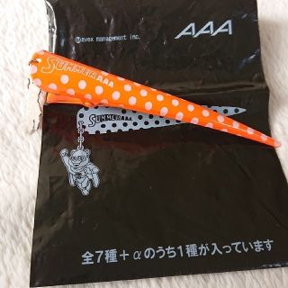 トリプルエー(AAA)の【未使用】AAA コンコルド ヘアクリップ 橙 西島隆弘(ミュージシャン)