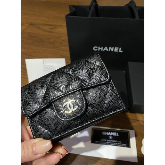 CHANEL 三つ折り ミニ財布 折り財布 ブラック シャネルマトラッセ