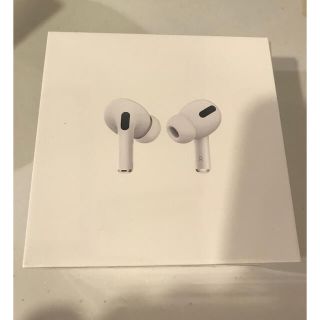 アップル(Apple)の【未開封新品】【正規品】AirPods Pro(ヘッドフォン/イヤフォン)