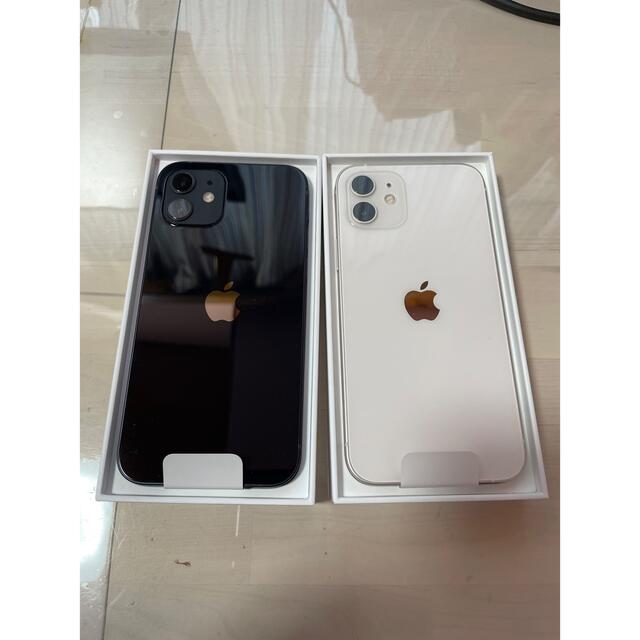 Apple(アップル)のiPhone12 64GB 2台セット　黒&白　SIMフリー スマホ/家電/カメラのスマートフォン/携帯電話(スマートフォン本体)の商品写真