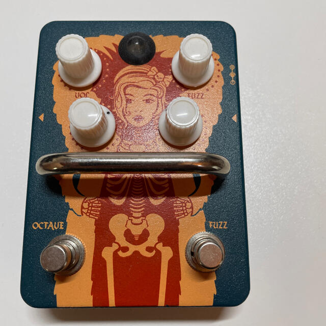 ORANGE FUR COAT FUZZ PEDAL