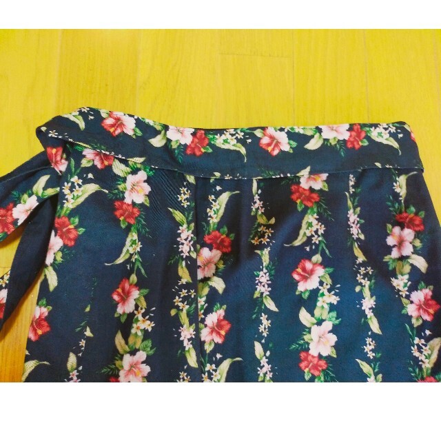 レディース 花柄 巻きスカート Ｍサイズ レディースのスカート(ひざ丈スカート)の商品写真