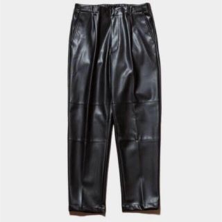 シュタイン(stein)のstein FAKE LEATHER WIDE TROUSERS最終値下げ(スラックス)