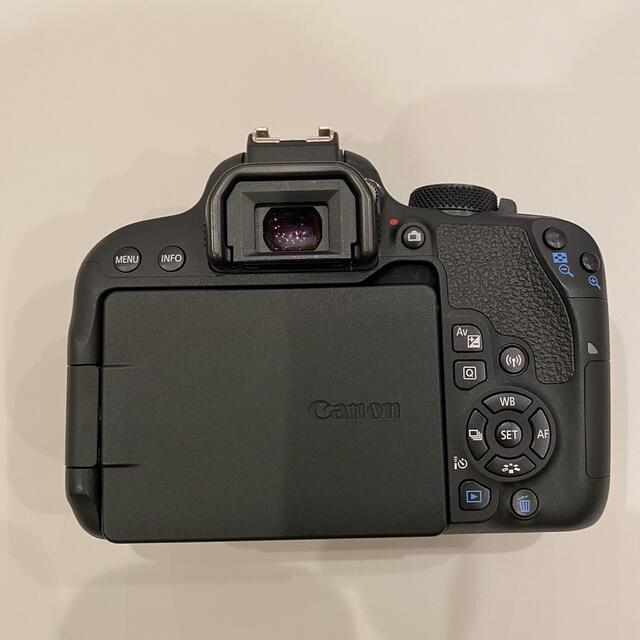 Canon(キヤノン)の【専用】Canon EOS kiss X9i ボディ 予備バッテリー付き  スマホ/家電/カメラのカメラ(デジタル一眼)の商品写真