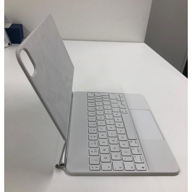 Apple(アップル)のMagic Keyboard 11インチ　UK配列 スマホ/家電/カメラのスマホアクセサリー(iPadケース)の商品写真