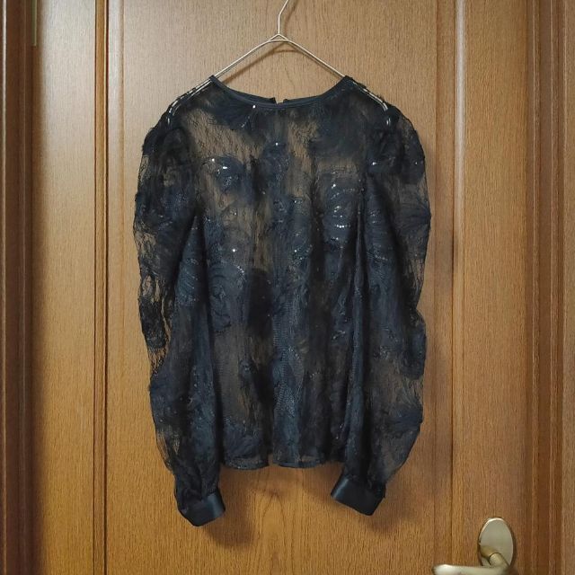 Ameri VINTAGE(アメリヴィンテージ)のAMERI UNDRESSED 2WAY FAIRY LACE BLOUSE レディースのトップス(シャツ/ブラウス(長袖/七分))の商品写真