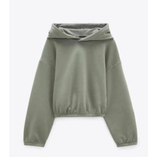 ザラ(ZARA)の新品未使用ZARA クロップド丈フーディ パーカー グリーンS(パーカー)