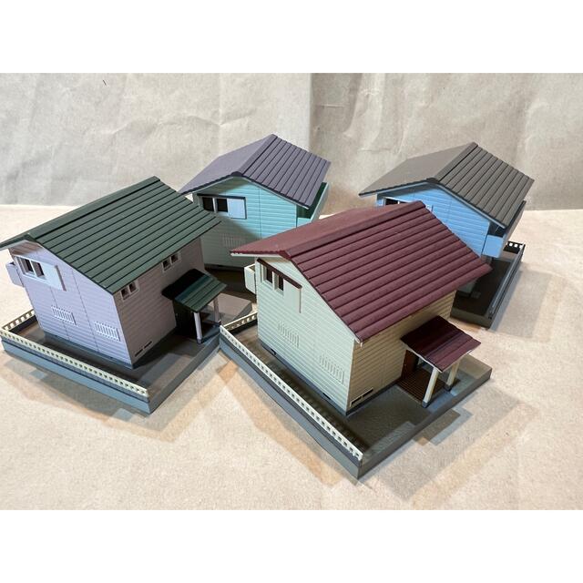 ジオコレ 079-2 建売住宅c2 木造 まとめ売り エンタメ/ホビーのおもちゃ/ぬいぐるみ(鉄道模型)の商品写真