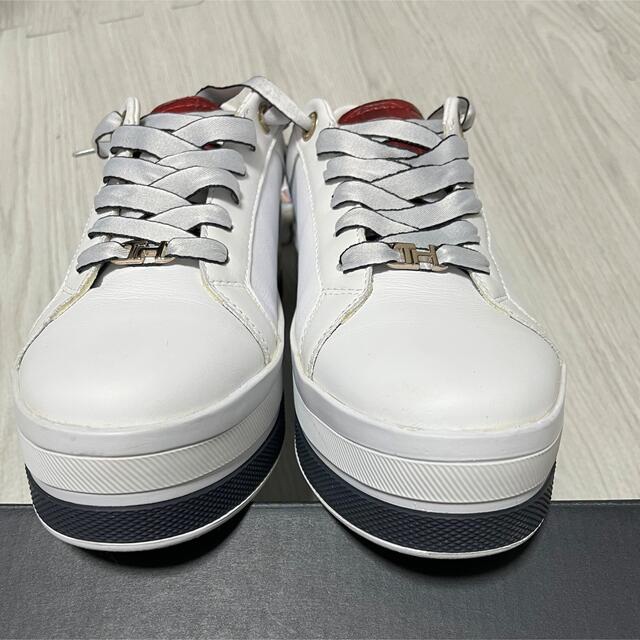 TOMMY HILFIGER(トミーヒルフィガー)のTOMMY HILFIGER   【トミーヒルフィガー】　スニーカー　👟 レディースの靴/シューズ(スニーカー)の商品写真