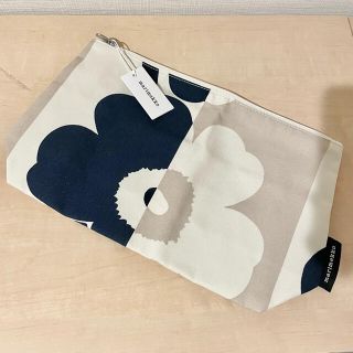 マリメッコ(marimekko)のマリメッコ 大きい ポーチ ウニッコ スールウニッコ(ポーチ)