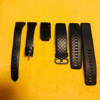 ロニー様専用Suica 機能付き　おまけ付き　Fitbit Charge 4(腕時計(デジタル))