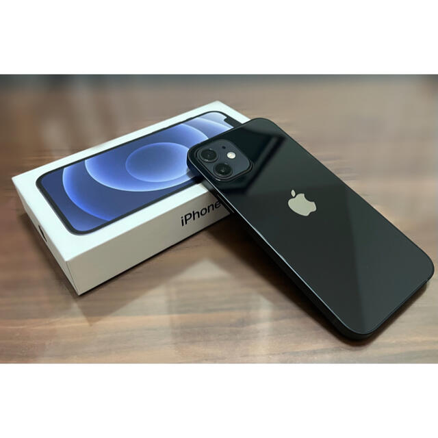 アップル iPhone12 64GB ブラック au