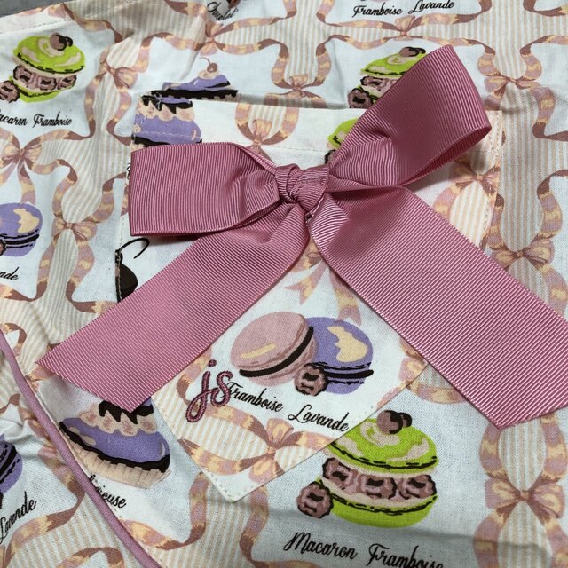 新品未使用♡ジェシースティール カップケーキ マカロン柄 フリル エプロン