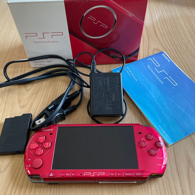 新規購入 PlayStation レッド 本体 portable PlayStation 3000 PSP - Portable 携帯用ゲーム機本体