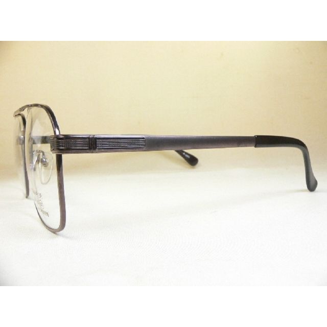 ノーブランド 超ビッグサイズ ヴィンテージ 眼鏡 フレーム チタン製 パリ型