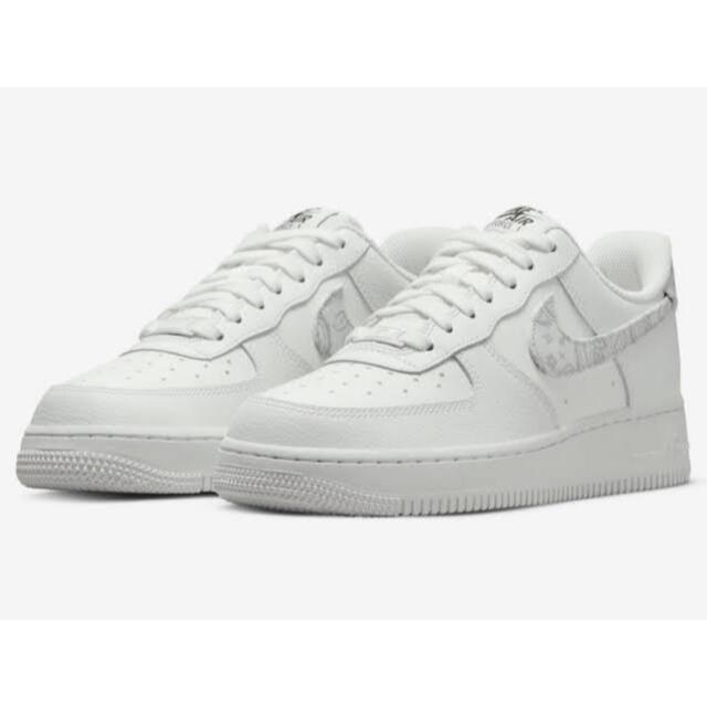 NIKE(ナイキ)のNike WMNS Air Force 1 Low Paisley White メンズの靴/シューズ(スニーカー)の商品写真