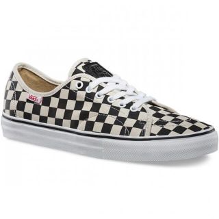 ヴァンズ(VANS)の求　vans av classic checkerboard(スニーカー)