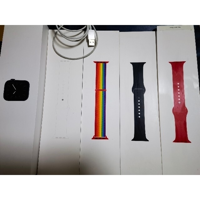 Apple Watch Series 5  Aluminum Case 44mm