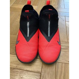 ナイキ(NIKE)のNIKE ナイキ　サッカートレーニングシューズ　23.5cm(シューズ)