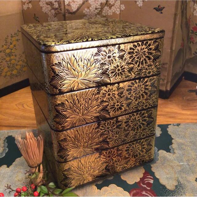 特別出品】木製輪島塗 布着本堅地 沈金 菊尽 7寸4段重箱 (共箱付