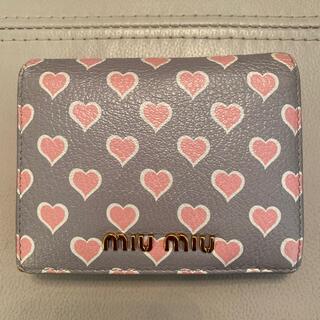 ミュウミュウ(miumiu)のmiumiu ミニ財布 折り財布(財布)