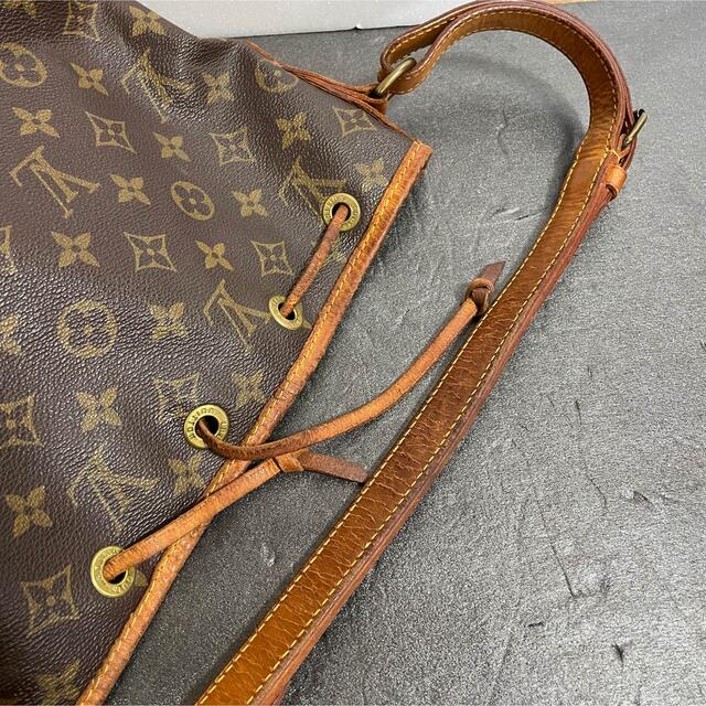 LOUIS VUITTON(ルイヴィトン)のルイ ヴィトン プチノエ ショルダーバッグ モノグラム レディースのバッグ(ショルダーバッグ)の商品写真