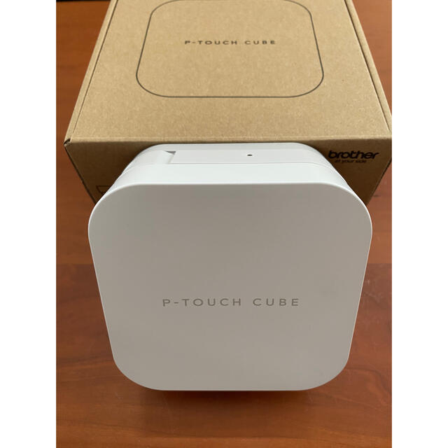 brother P-TOUCH CUBE ラベルプリンター PT-P300BT インテリア/住まい/日用品のオフィス用品(OA機器)の商品写真