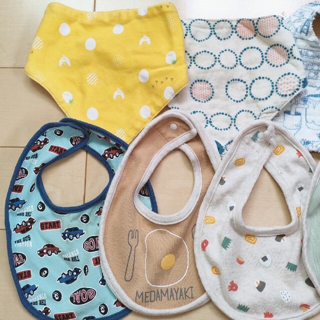 SHIPS(シップス)のmickey様専用　　　SHIPS　BREEZE　ベビースタイ　まとめ売り キッズ/ベビー/マタニティのこども用ファッション小物(ベビースタイ/よだれかけ)の商品写真