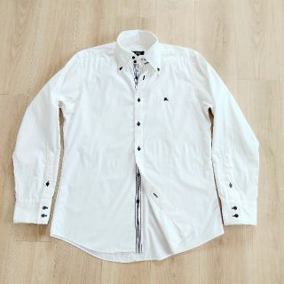 バーバリーブラックレーベル(BURBERRY BLACK LABEL)の美品!!白 前立てストライプ柄 長袖ボタンダウンシャツ 2(M) ストレッチ素材(シャツ)