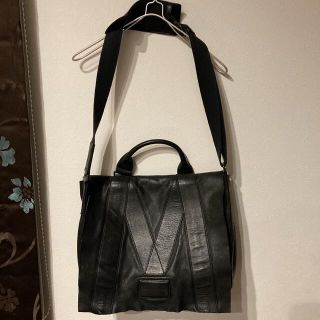 マークバイマークジェイコブス(MARC BY MARC JACOBS)の【美品】マークジェイコブス 2way ショルダーバッグ A4可 PC◎(ショルダーバッグ)